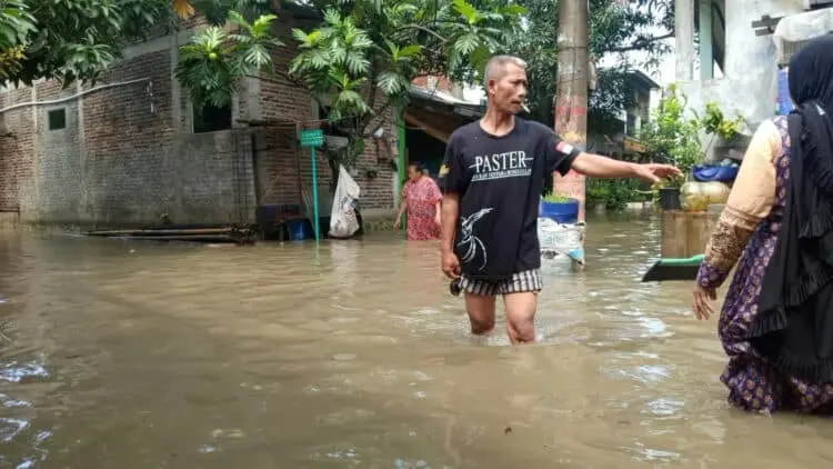 Langganan Banjir, Warga Binong Kabupaten Tangerang Minta Pemerintah Bertindak
