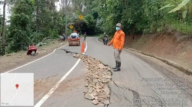 Sempat Ambles, Jalan Lebak - Sukabumi Kembali Bisa Digunakan
