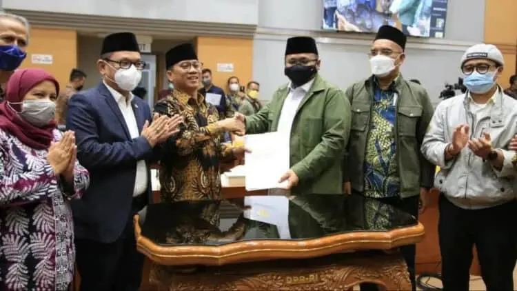 Biaya Perjalanan Haji Tahun Ini Disepakati Rp39. 886.008