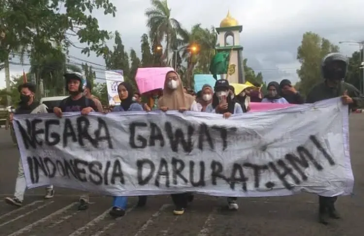 HMI Pandeglang Kepung Gedung DPRD, Tolak Kenaikan Harga BBM dan Sembako
