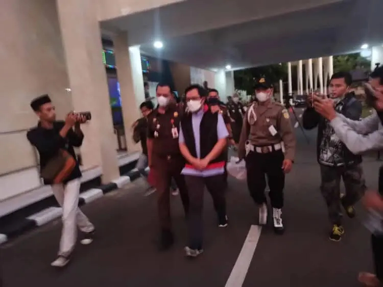 Kejati Banten Tahan Empat Tersangka Proyek Fiktif