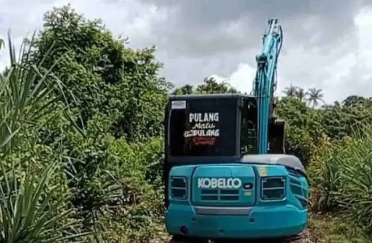 Warga Kebingungan ada Alat Berat Masuk Kawasan TNUK, Ternyata Ini Kepentingannya