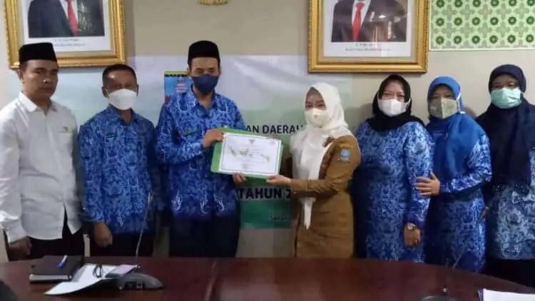 Puluhan Sekolah di Kabupaten Serang Mendapat Akreditas dari Perpusnas