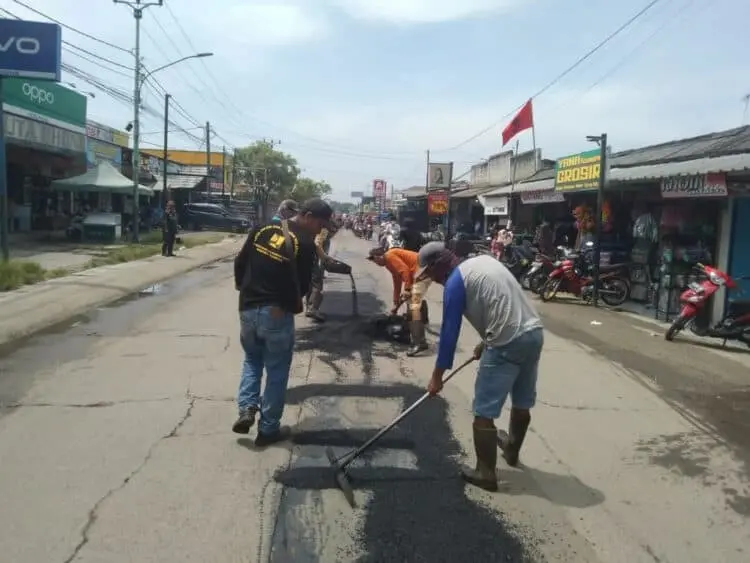 Jelang Idul Fitri, 37 Titik Jalan di Kabupaten Tangerang Diperbaiki