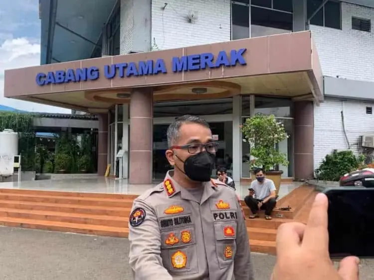 Kepadatan di Jalan Tol Merak Capai 8 Kilometer Siang Ini