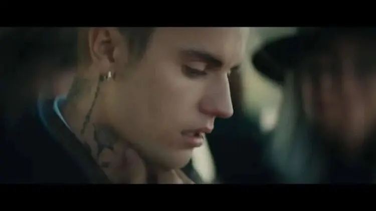Lirik Lagu Ghost - Justin Bieber