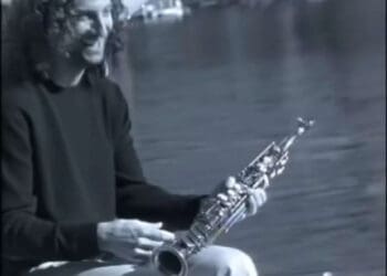 Lirik Lagu The Moment - Kenny Gorelick