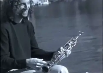 Lirik Lagu The Moment - Kenny Gorelick