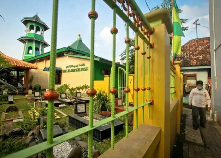 Foto Masjid Jami Kali Pasir, Masjid Tertua di Kota Tangerang