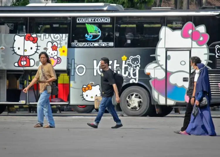 Foto Mudik Lebih Awal di Terminal Poris Plawad Tangerang