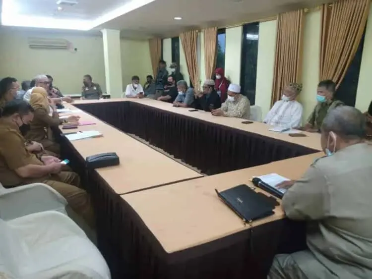 Dewan Telisik Izin Bangunan Kios Mutiara Garuda