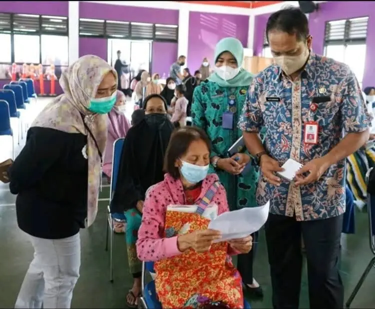 9.217 KPM di Tiga Kecamatan Terima BLT Minyak Goreng dan BNPT