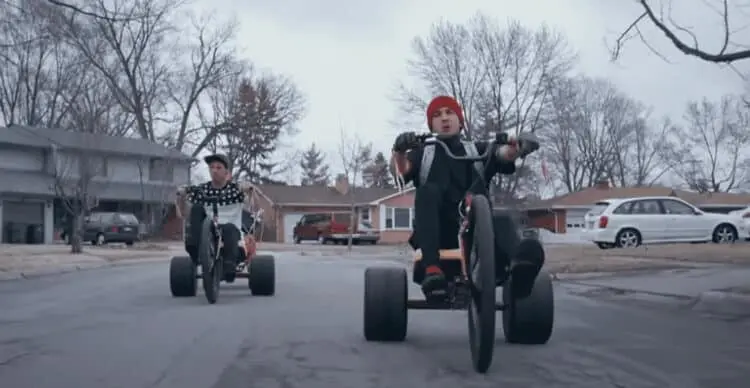 Lirik Lagu Stressed Out - Twenty One Pilots