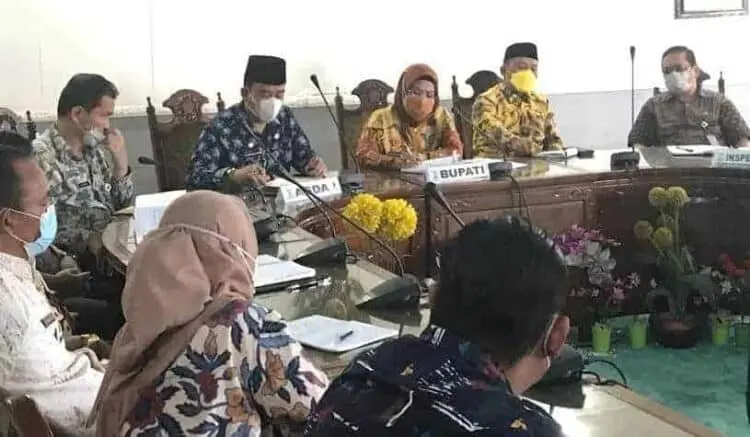Bupati Tatu Evaluasi Capaian Vaksin, 10 Kecamatan Masih Rendah