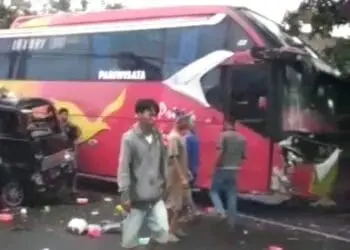 1 Orang Tewas dan 5 Luka-luka dalam Kecelakaan Beruntun di Baros Kabupaten Serang