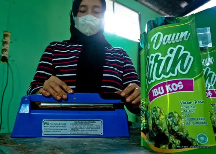 Foto Usaha Olahan Keripik Daun Sirih di Neglasari