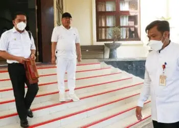 Pj Gubernur Banten Al Muktabar Sidak Kantor OPD