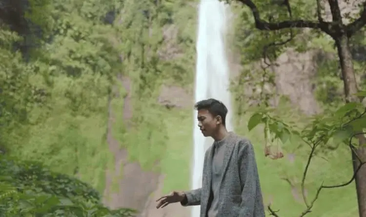 Lirik Lagu Sudah Tak Cinta – Ziell Ferdian