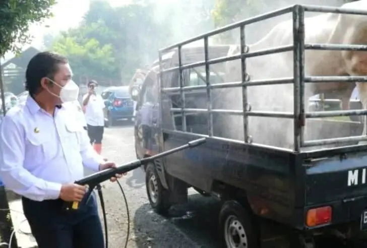 Jelang Hari Raya Kurban, Pj Gubernur Banten Usulkan Tambahan Vaksin ke Pusat