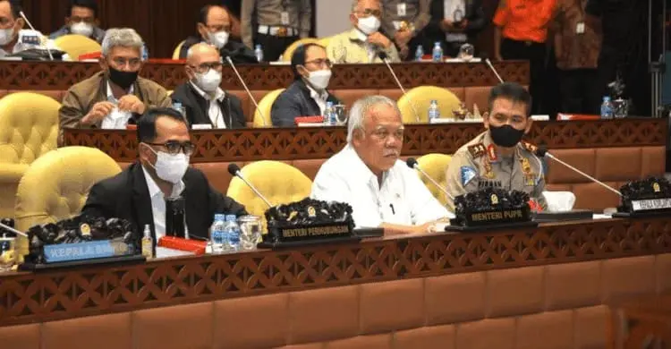 Menteri Basuki Minta Tambah Kantong Parkir di Pelabuhan Merak
