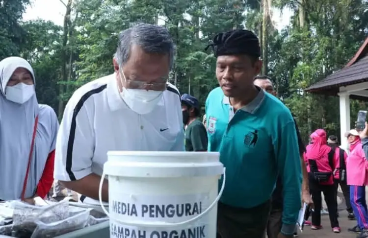 Peringati Hari Lingkungan Hidup, Benyamin Ajak Masyarakat Kurangi Sampah Plastik