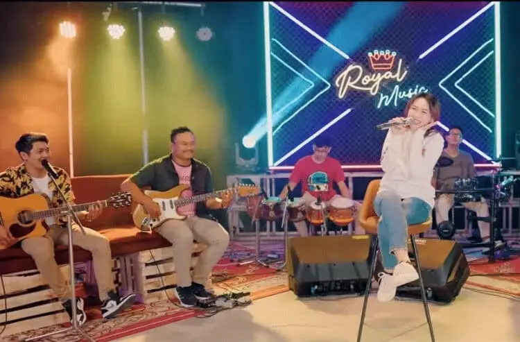 Lirik Lagu Duka - Happy Asmara