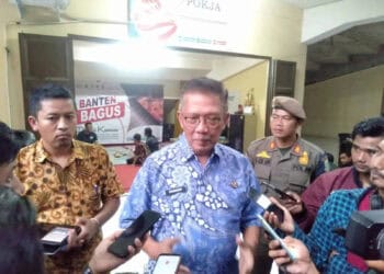 PJ Sekda Provinsi Banten, Trenggono, memberikan keterangan, Kamis (9/6/2022). (ISTIMEWA)