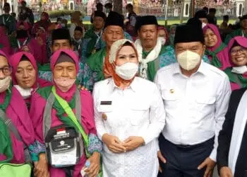 Setelah Menunggu 10 Tahun, Akhirnya Ratusan Jemaah Calhaj Asal Kabupaten Serang Diberangkatkan