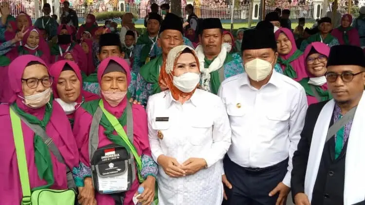 Setelah Menunggu 10 Tahun, Akhirnya Ratusan Jemaah Calhaj Asal Kabupaten Serang Diberangkatkan