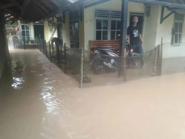 Munjul Pandeglang Kembali Dilanda Banjir, Sejumlah Rumah Terendam dan 2 Rumah Tersambar Petir