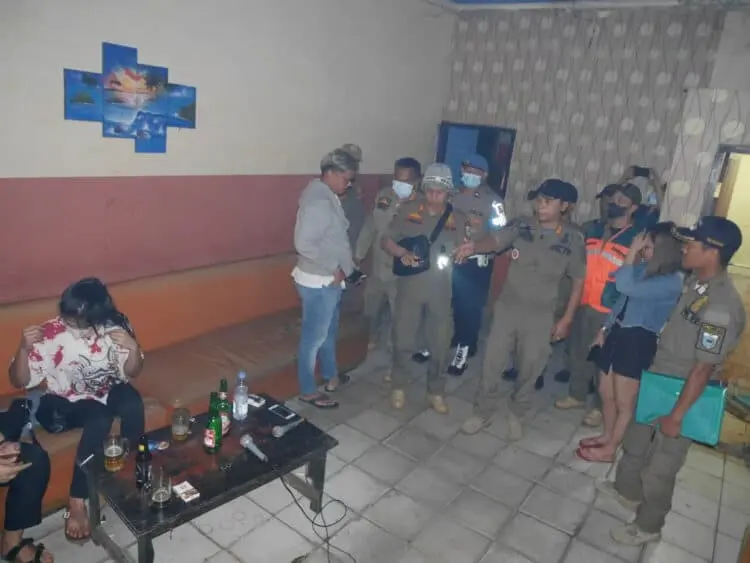 Sudah Disegel, Dua Tempat Karaoke di Pandeglang Nekat Beroperasi