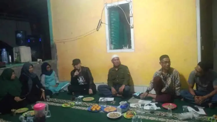 Ngopi Bareng Bersama Warga, Lurah Tigaraksa Rama Hadir di SABA RT Sudirman Indah