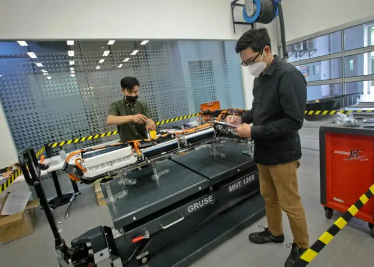 Foto Peluncuran Mobil dan Pembukaan BMW Training Center di BSD