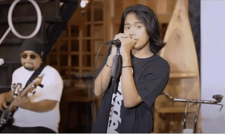 Lirik Lagu Dermaga Biru - Maulana Ardiansyah