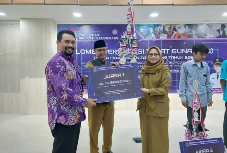 Biokonversi Sampah dengan Magot BSF dan TI Raih Juara Pertama Lomba Teknologi Tepat Guna