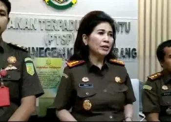 4 Eks Kades dan 1 Eks Anggota DPRD Kabupaten Tangerang Ditahan
