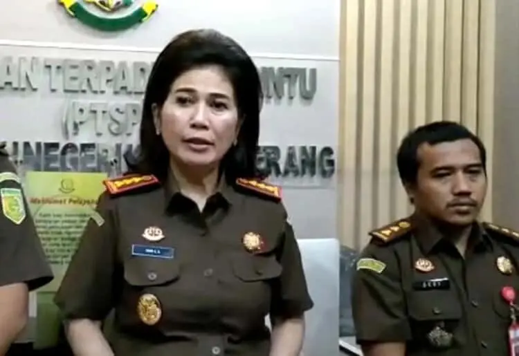 Dua Tersangka Kasus Mobil Operasional Desa Terancam Masuk Daftar Buronan Nasional
