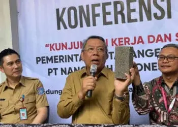 Wali Kota Tangsel Tertarik Dengan Paving Block Nanotech
