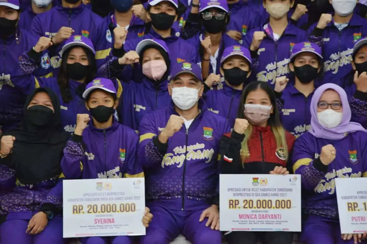Bupati Tangerang Berharap Atlet POPDA dan PEPARPEDA 2022 Juara Umum Bupati Tangerang Berharap Atlet POPDA dan PEPARPEDA 2022 Juara Umum