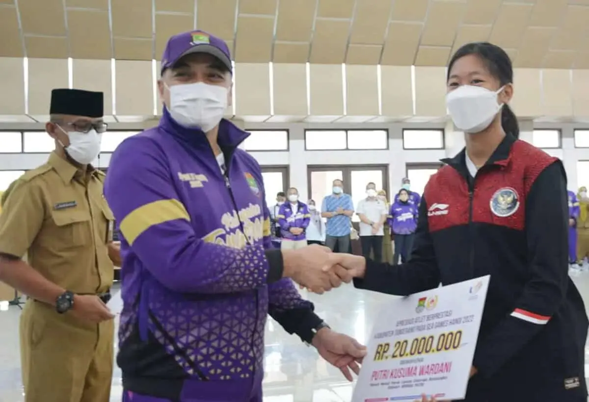 Bupati Tangerang Berharap Atlet POPDA dan PEPARPEDA 2022 Juara Umum Bupati Tangerang Berharap Atlet POPDA dan PEPARPEDA 2022 Juara Umum