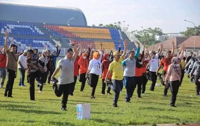 Meningkatkan Kekompakan Pegawai Pemkot Tangerang Lewat Senam Pagi