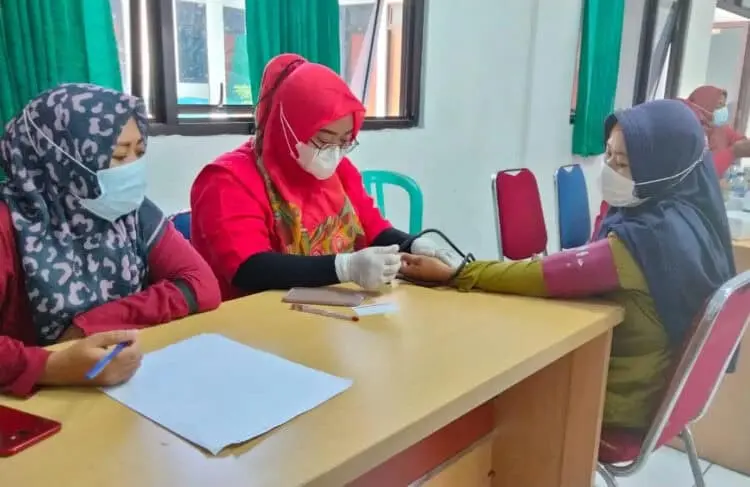 Tingkatkan Kesehatan Masyarakat, Kejari Pandeglang Gelar Gebyar Vaksin