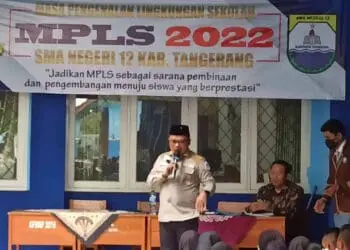 Ketua DPRD Kabupaten Tangerang Memberikan Motivasi Kepemimpinan Kepada Pelajar SMAN 12