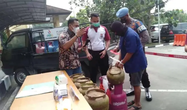 Tim Krimsus Polda Banten Buru Distributor Elpiji Bodong