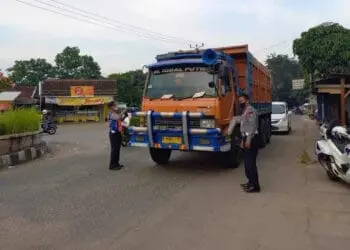 Perbatasan Tangerang Terbanyak Dilintasi Truk Tanah