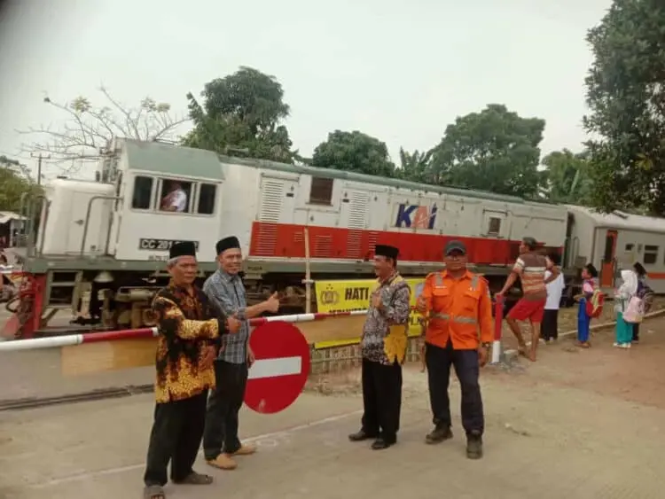 Dishub Kabupaten Serang Pasang Palang Perlintasan di Lokasi Kecelakaan Odong-odong Maut