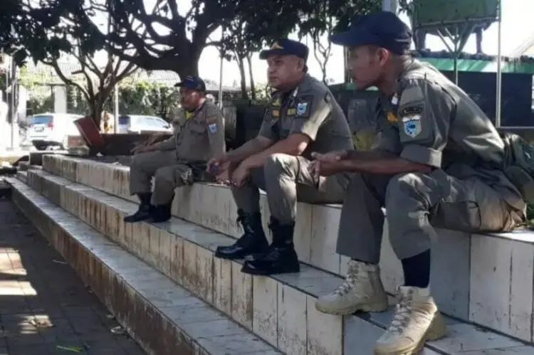Anggota Satpol PP Pandeglang Intens Awasi Alun-Alun, Ini Tujuannya