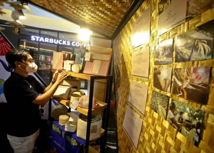Foto Pameran Produk UMKM di Mal