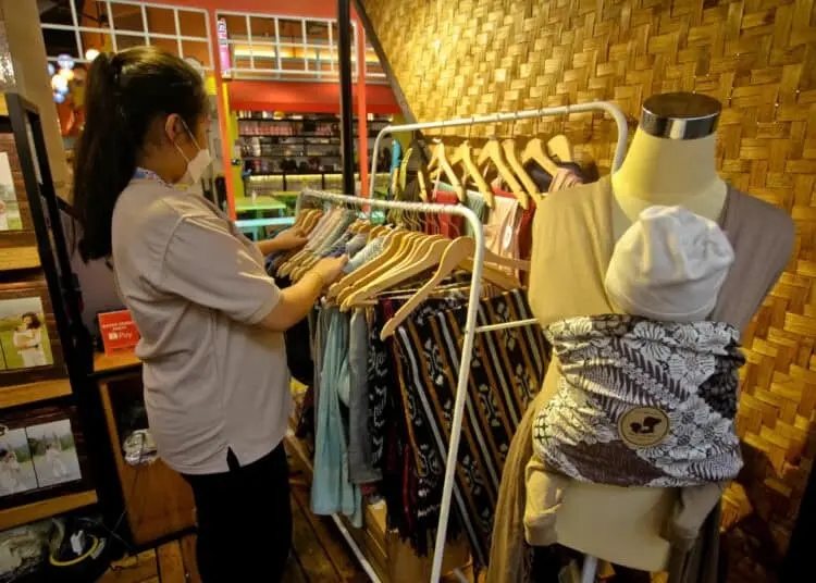 Foto Pameran Produk UMKM di Mal