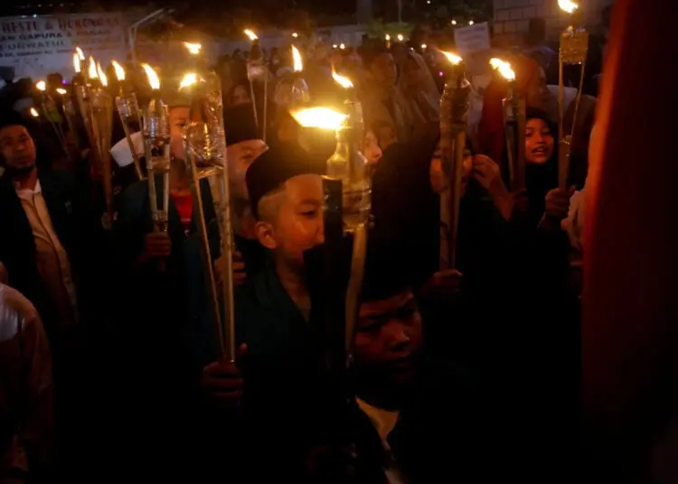 Foto Pawai Obor Malam Takbiran di Jatiuwung